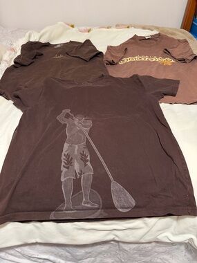 Lot of 3 Brown Graphic Men’s Tees - Hawai’i Paddleboard Silhouette XL